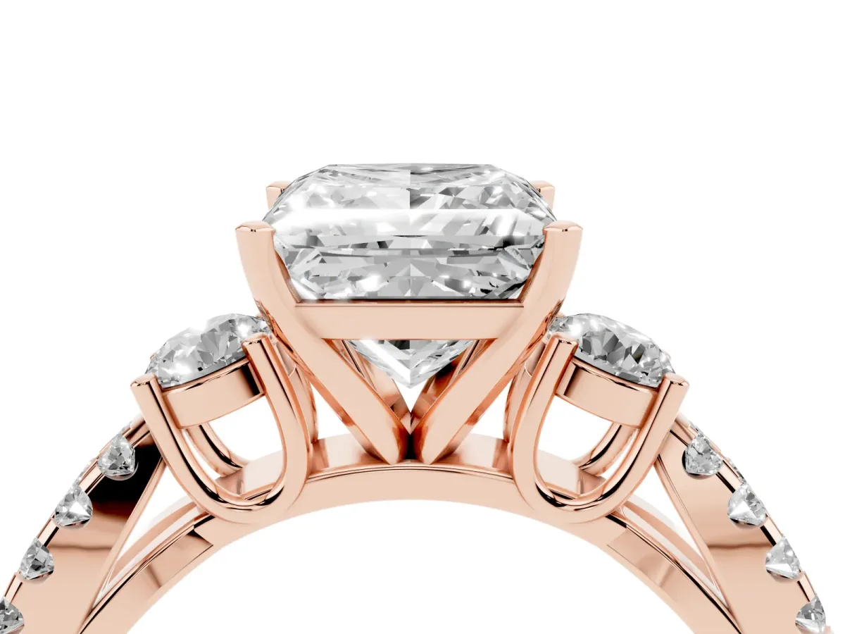 Princess Cut Diamond Three-Stone Ring with Pavé Split Shank and Four-Prong Setting Rose gold