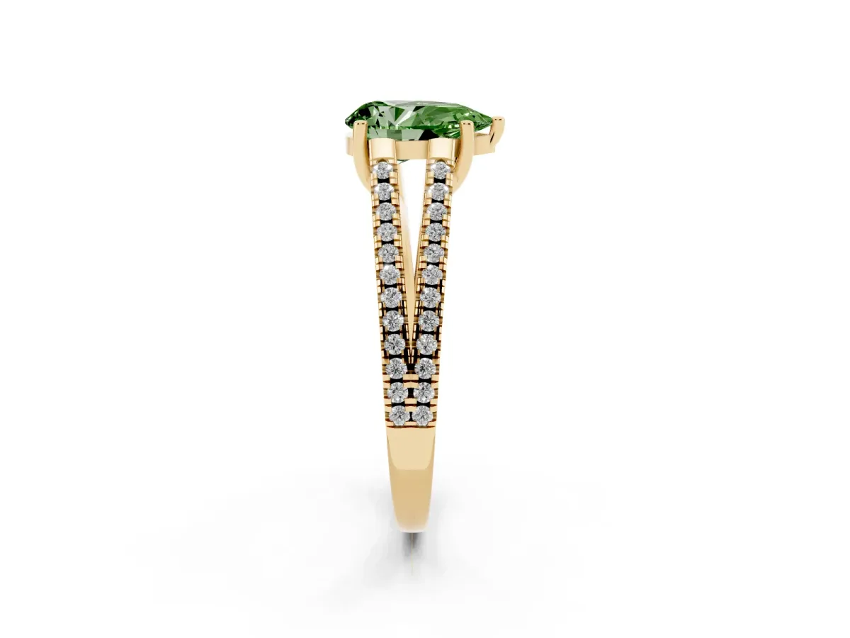 Fancy Green Pear Cut Diamond Solitaire Engagement Ring with Split Shank Pavé Band Yellow gold