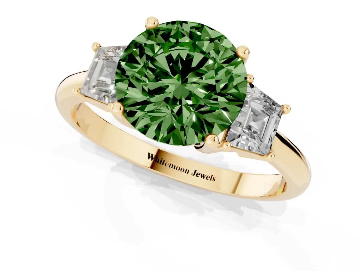 Fancy Green Round Cut Diamond Three-Stone Ring with Trapezoid Side Stones and Prong Setting Yellow gold