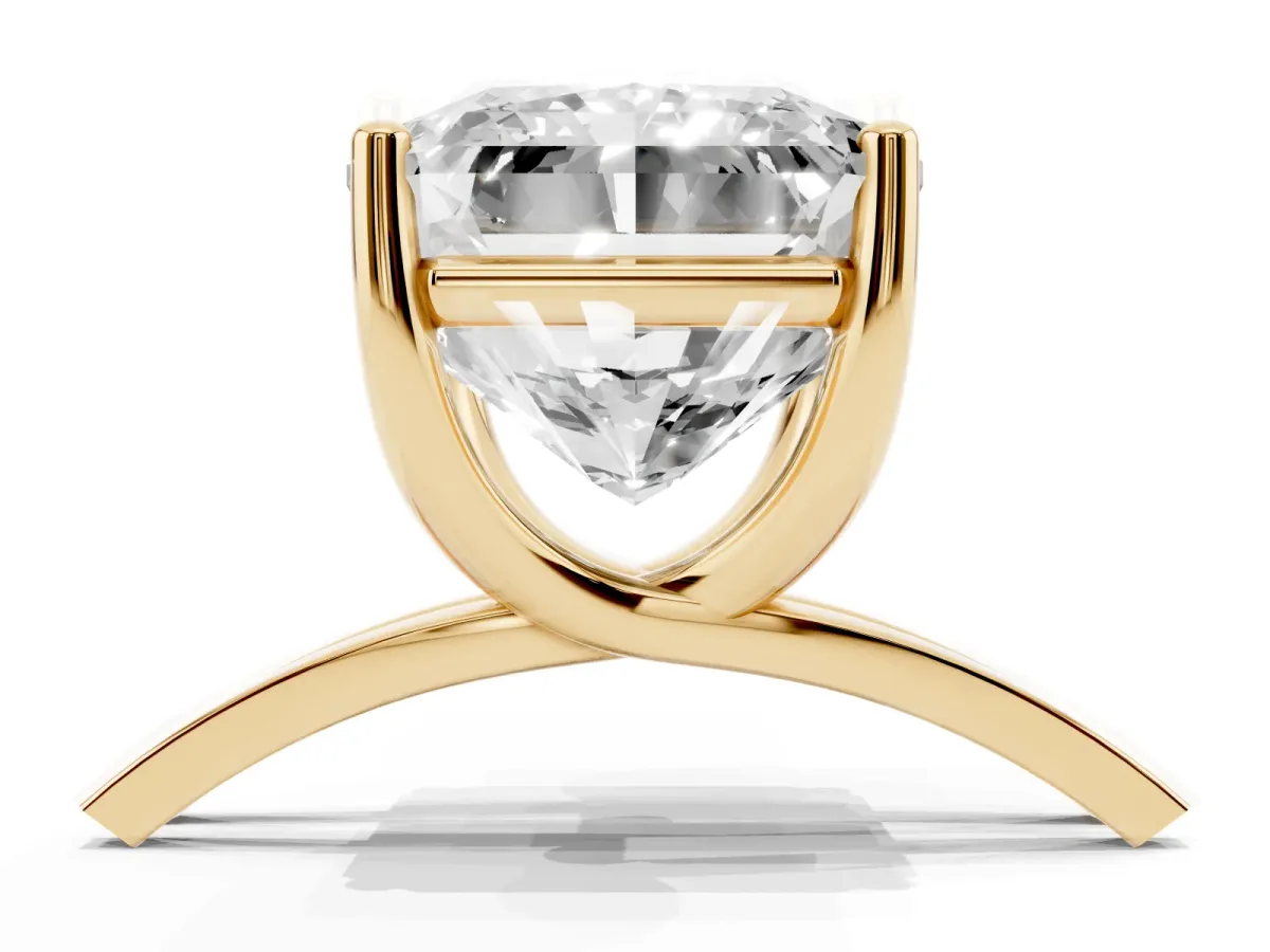 Radiant Cut Cut Diamond Solitaire Engagement Ring with Tapered Plain Band and Four-Prong Setting Yellow gold
