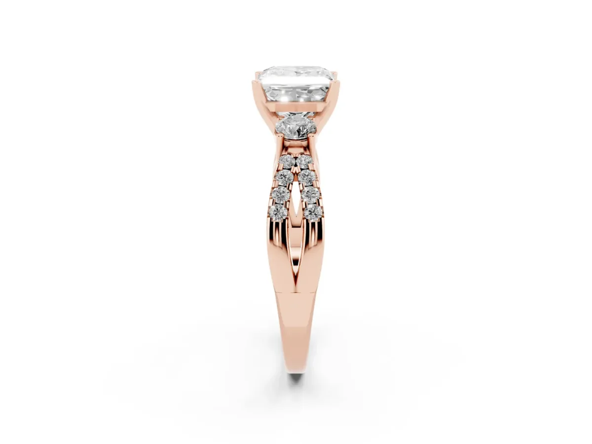 Princess Cut Diamond Three-Stone Ring with Pavé Split Shank and Four-Prong Setting Rose gold