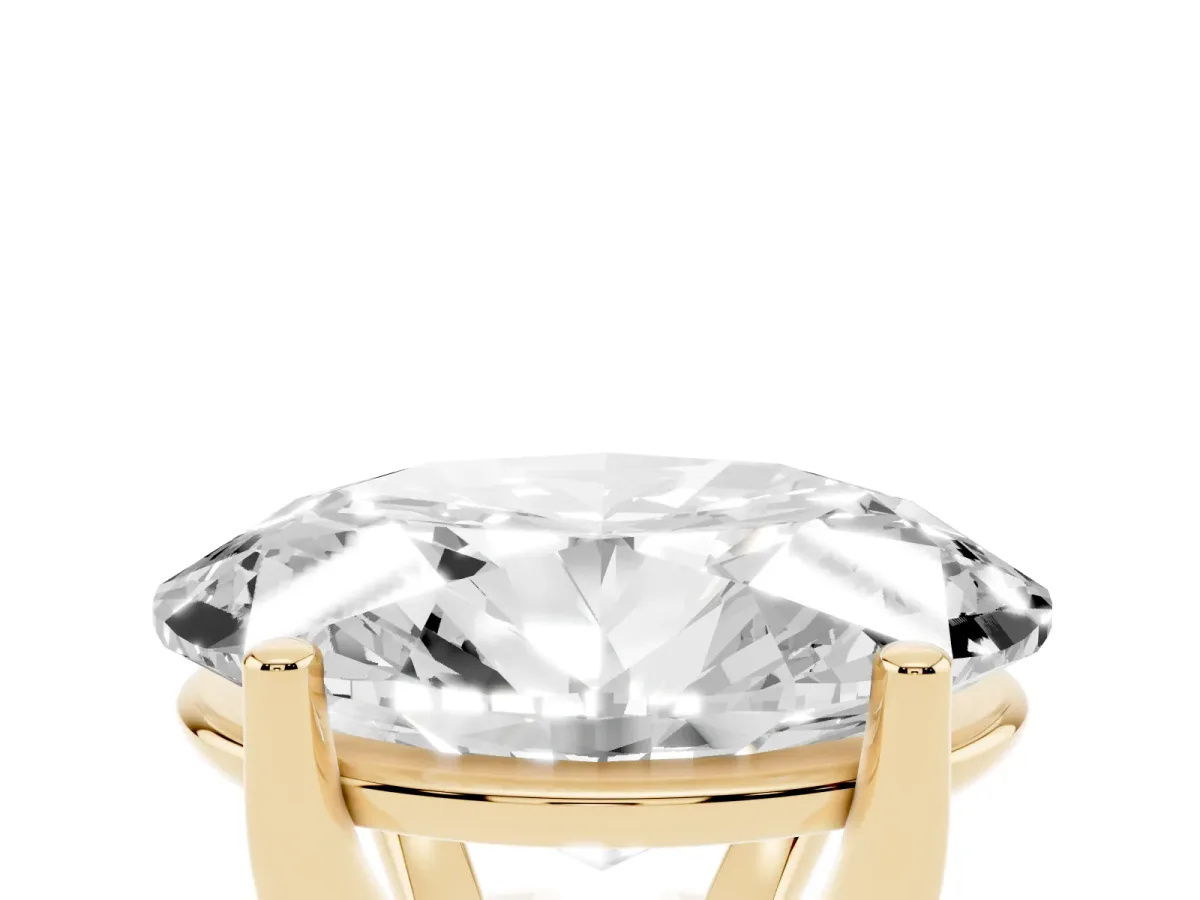 Oval Cut Cut Diamond Solitaire Engagement Ring with Tapered Plain Band and Four-Prong Setting Yellow gold