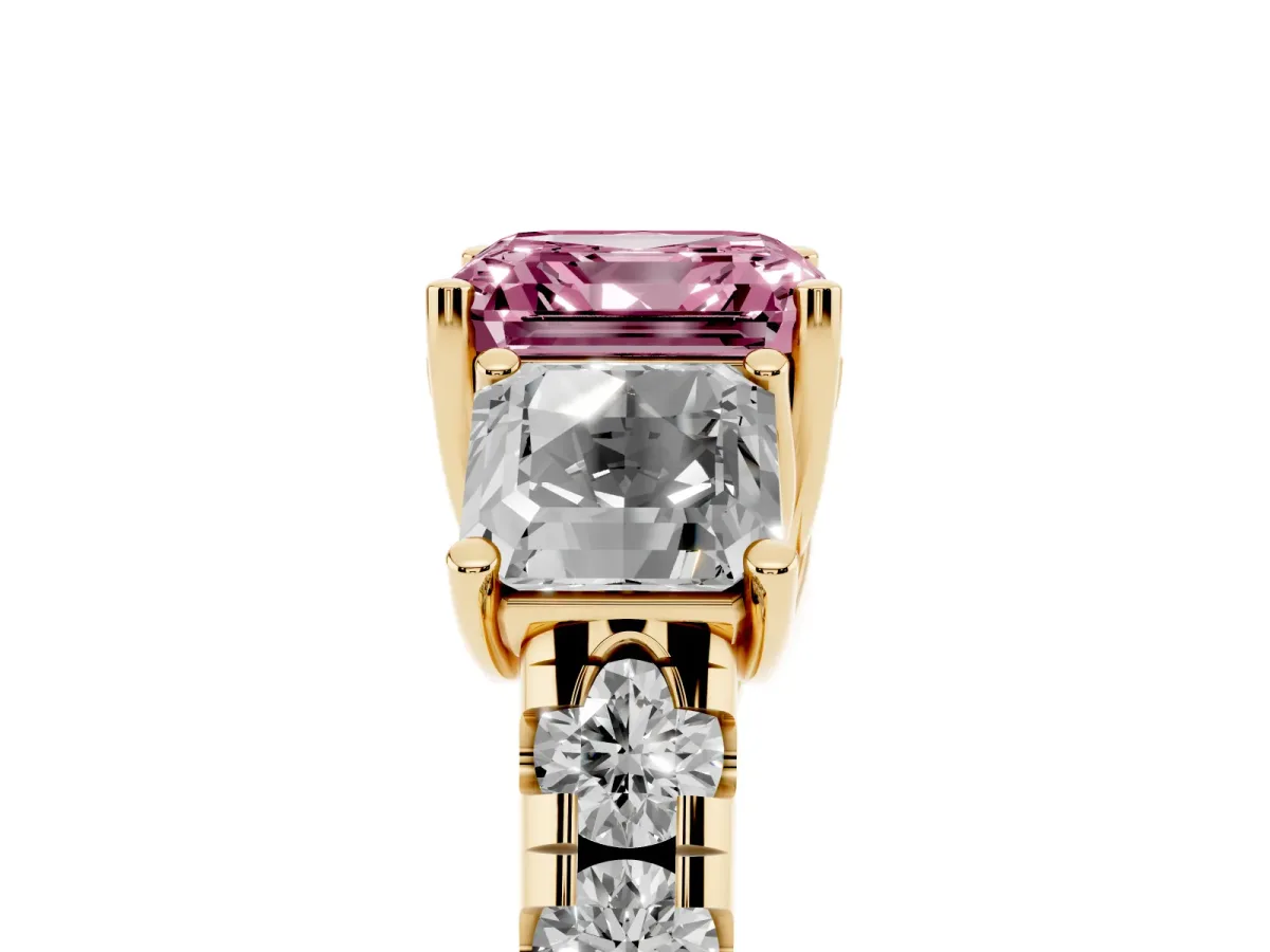 Fancy Pink Three-Stone Asscher Cut Diamond Pavé Band with Prong Setting Yellow gold