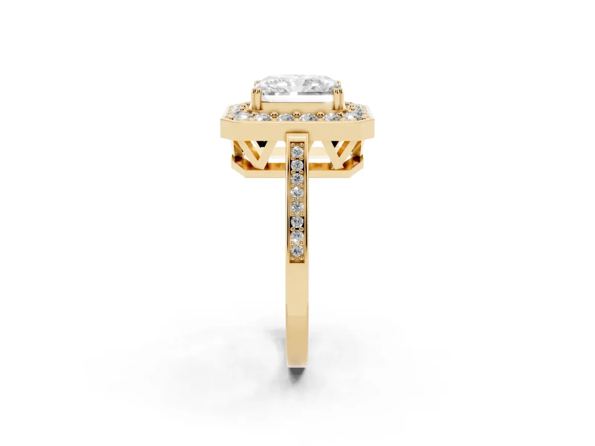 Radiant Cut Diamond Halo Ring with Split Shank and Four-Prong Setting Yellow gold
