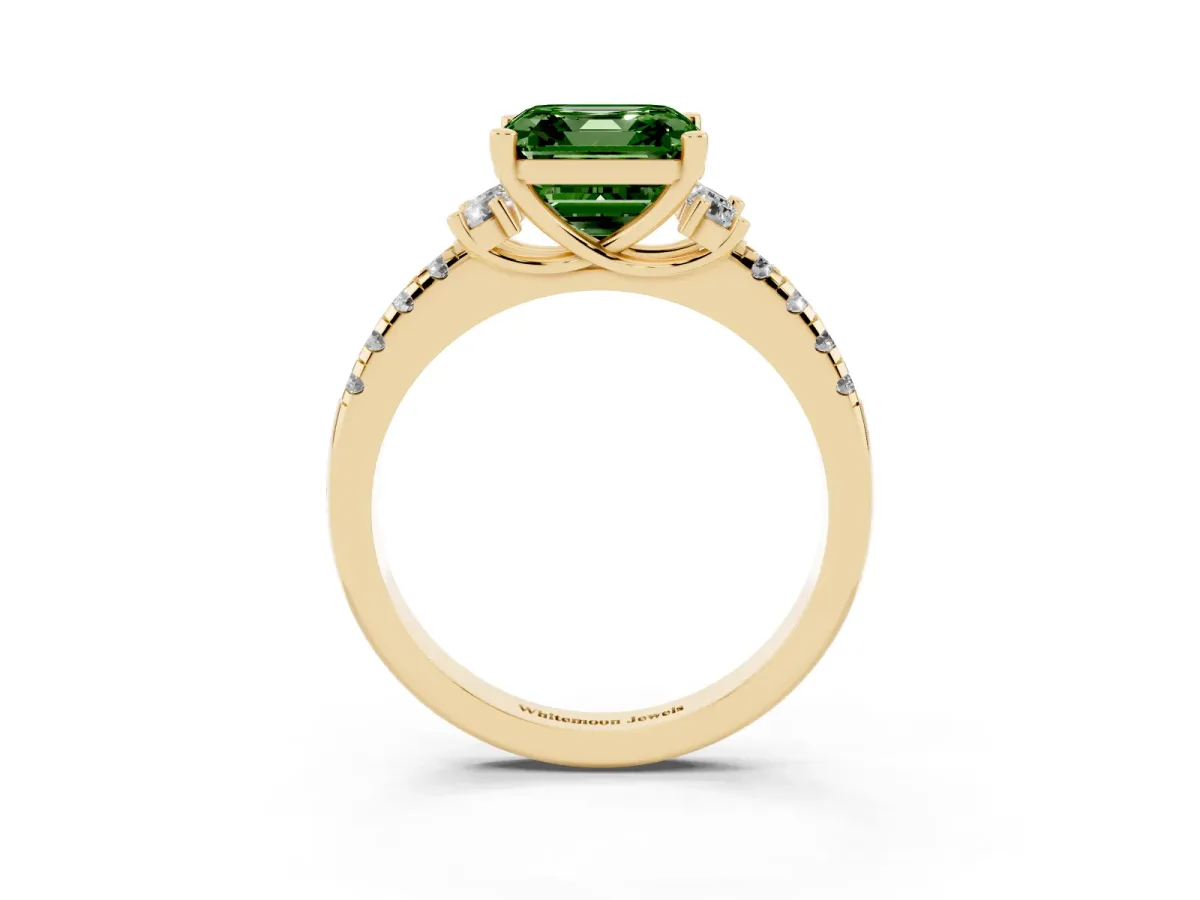 Fancy Green Asscher Cut Diamond Three-Stone Pave Band with Four-Prong Setting Yellow gold