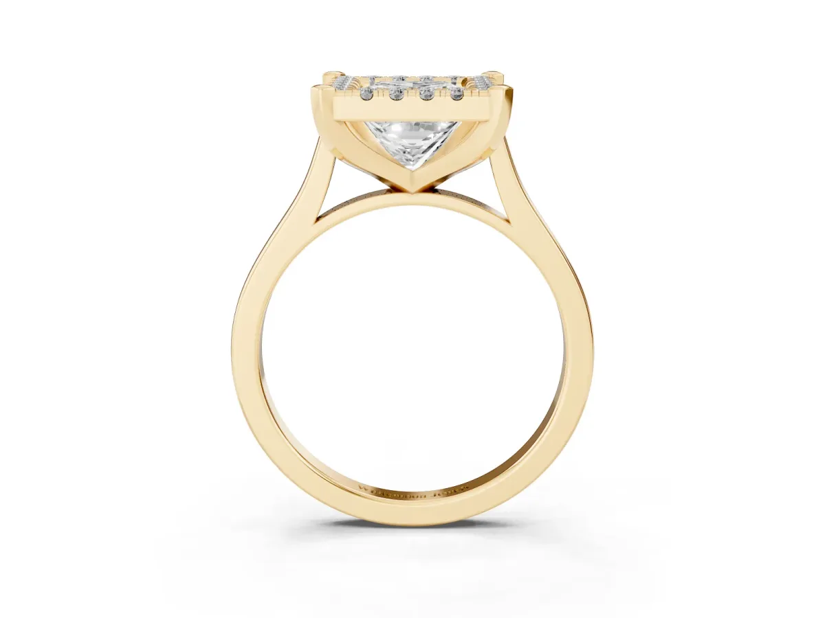 Princess Cut Diamond Cluster Halo Solitaire with Four-Prong Setting Yellow gold