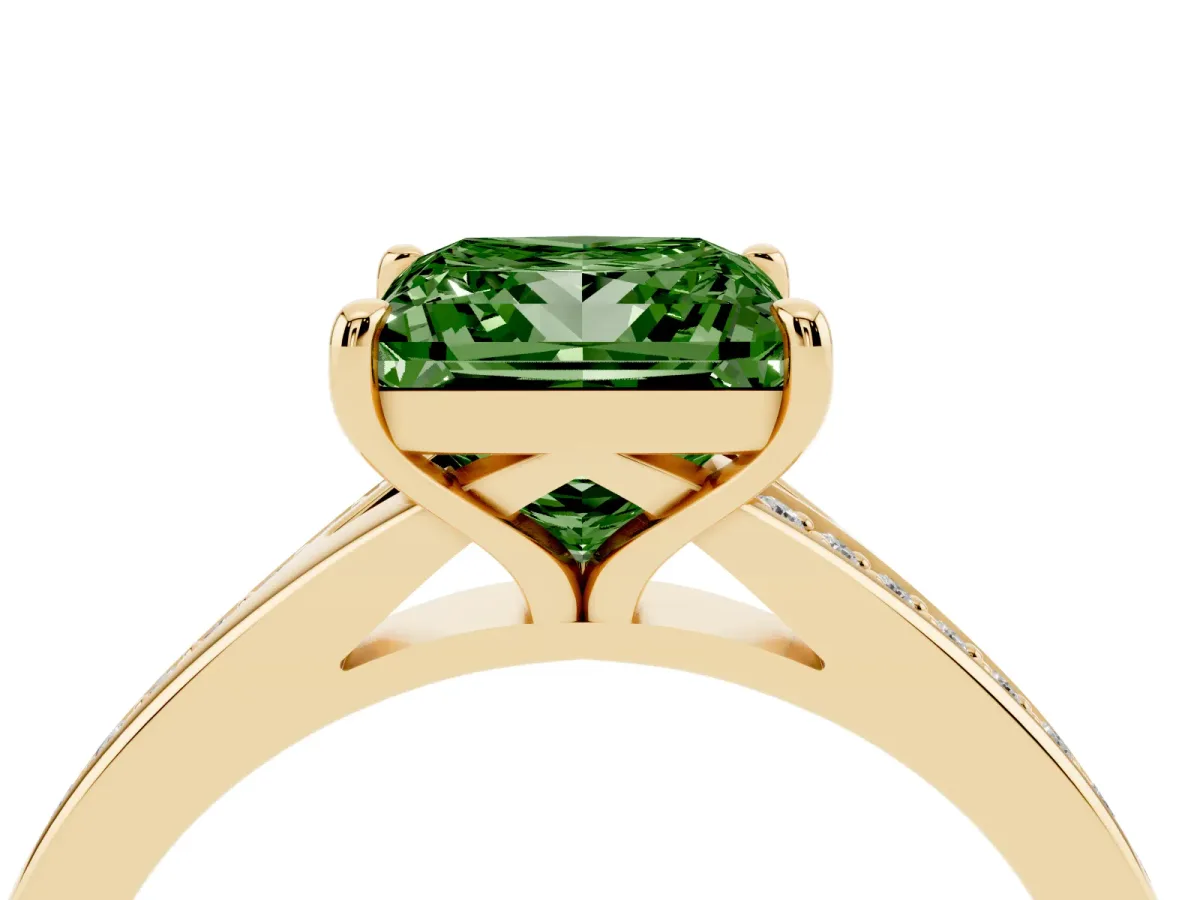 Fancy Green Princess Cut Diamond Solitaire Ring with Pavé Band and Prong Setting Yellow gold