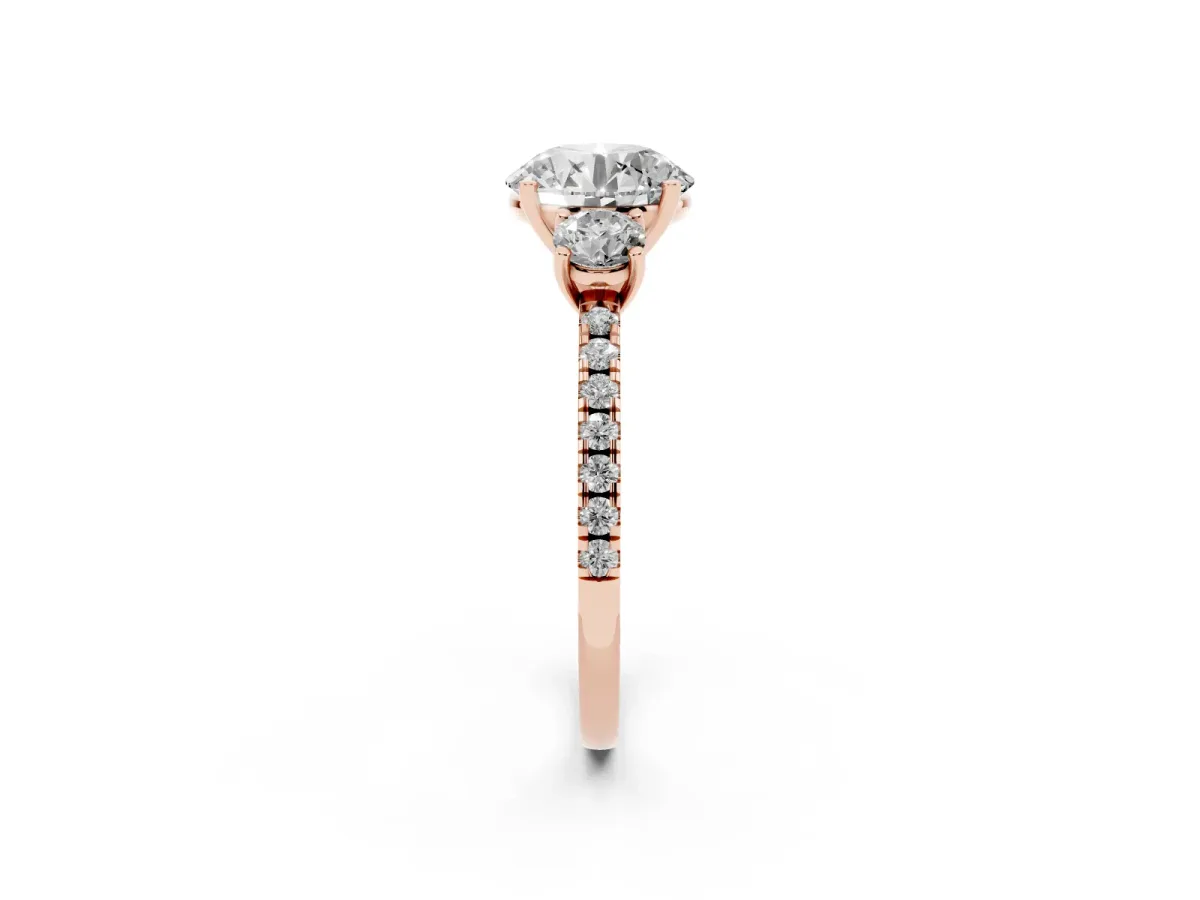 Three-Stone Round Cut Cut Diamond Pavé Band with Prong Setting Rose gold
