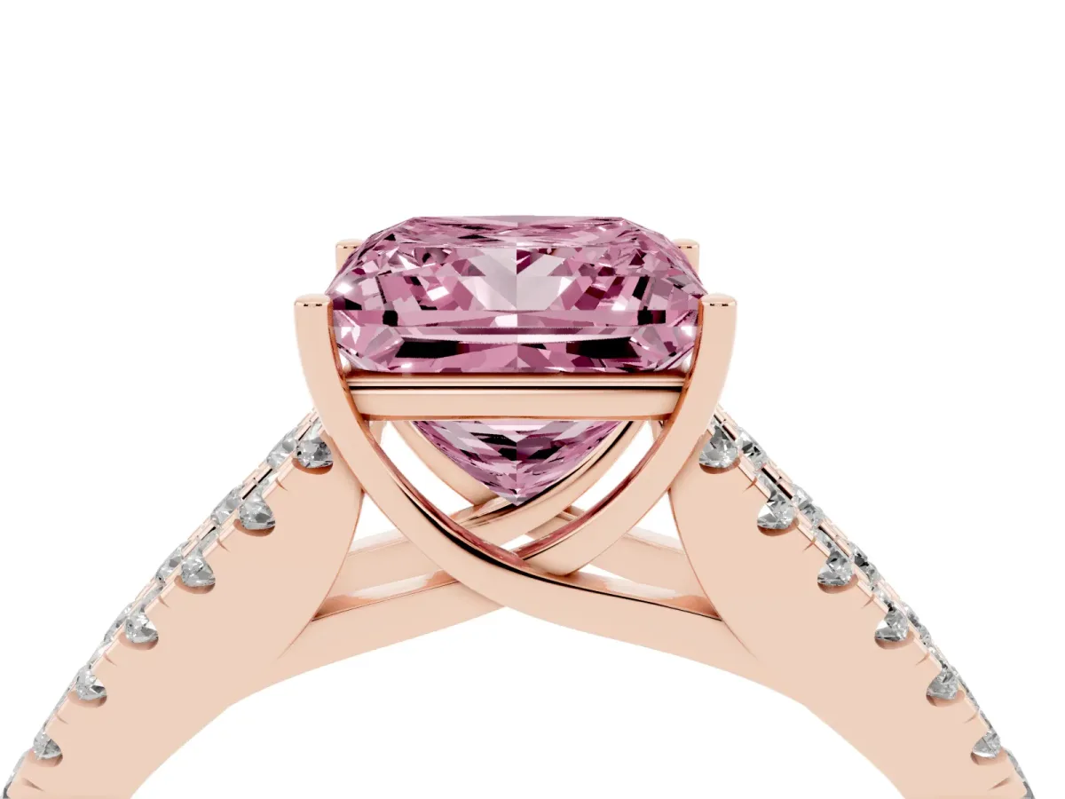 Fancy Pink Princess Cut Diamond Split Shank Pavé Engagement Ring with Four-Prong Setting Rose gold