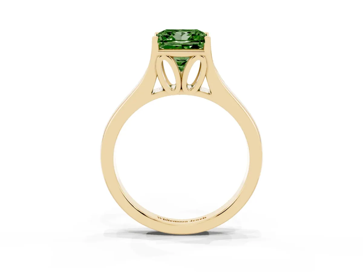 Fancy Green Princess Cut Solitaire Diamond Ring with Cathedral Band and Four-Prong Setting Yellow gold