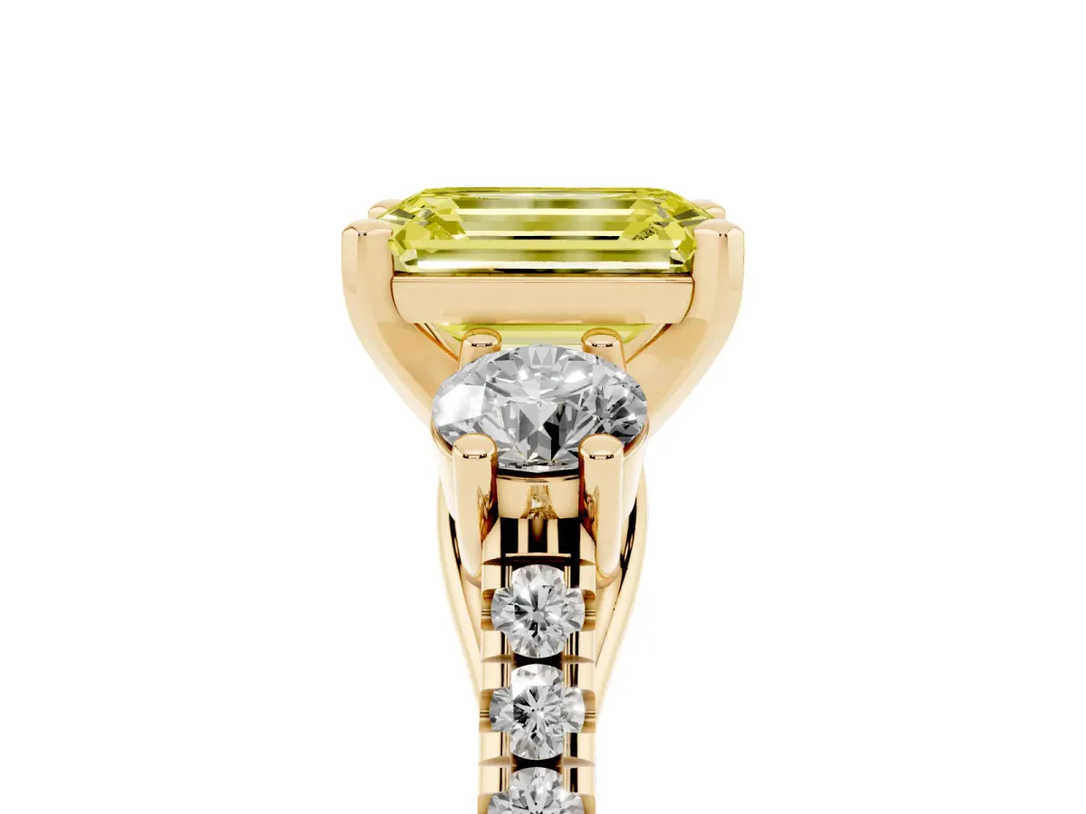 Fancy Yellow Three-Stone Emerald Cut Diamond Pavé Band with Four-Prong Setting Yellow gold