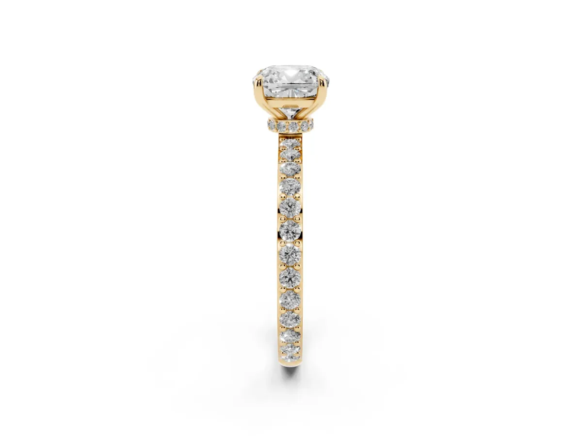 Cushion Cut Diamond Pavé Engagement Ring with Round Accents and Prong Setting Yellow gold