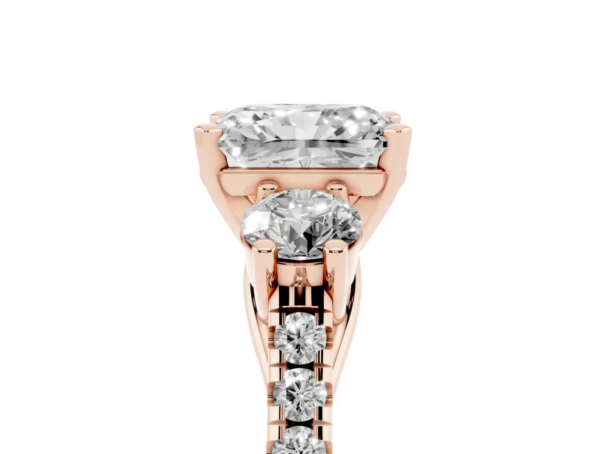 Three-Stone Radiant Cut Diamond Pavé Band with Four-Prong Setting Rose gold