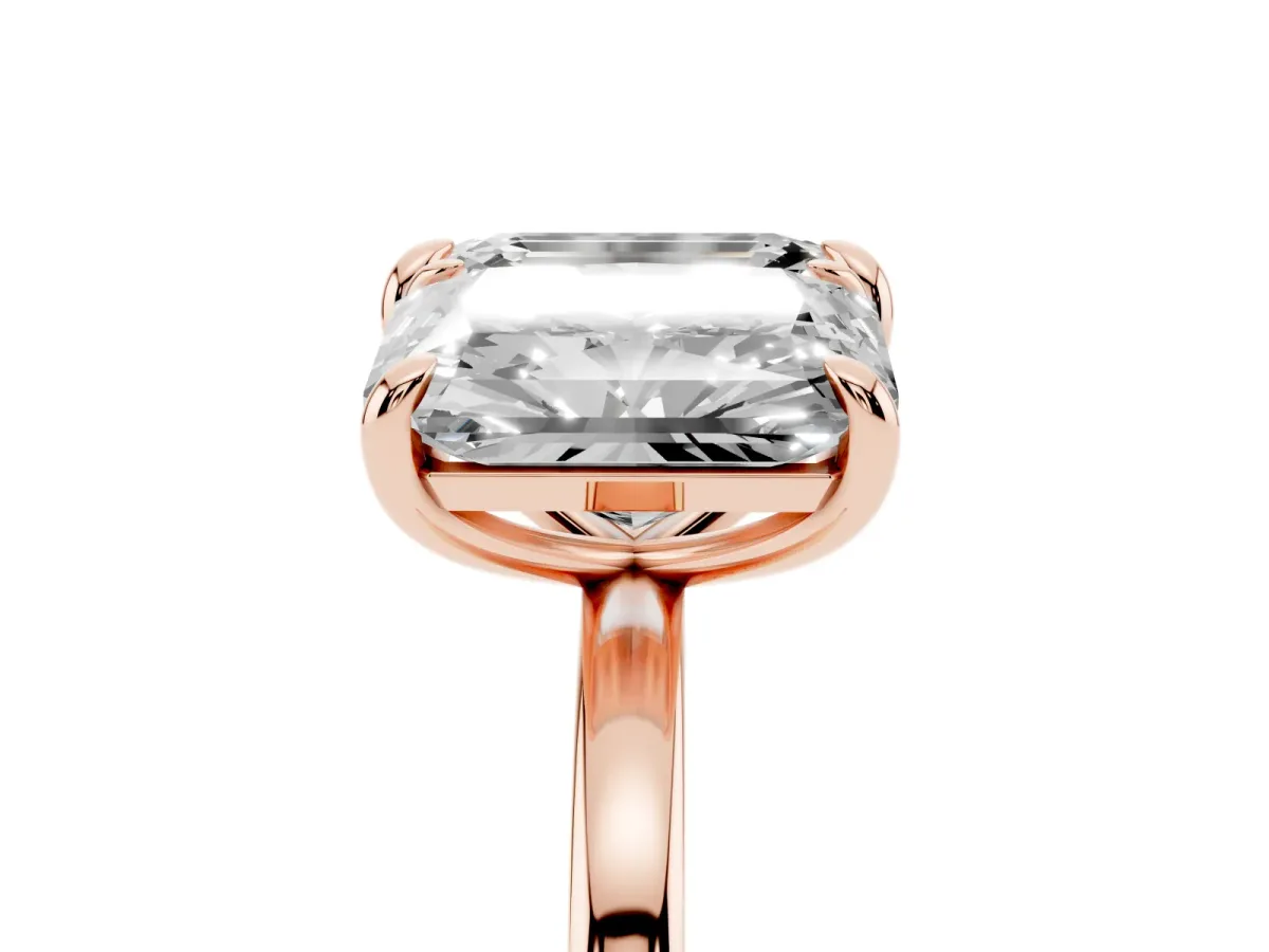 Emerald and Radiant Toi Moi Ring with Prong Setting and Plain Band Rose gold