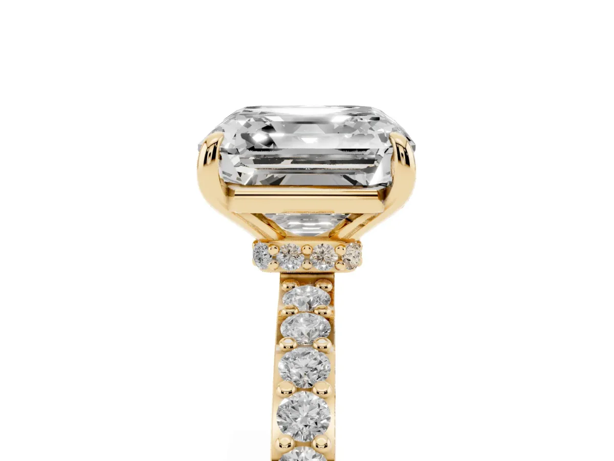 Asscher Cut Diamond Pavé Engagement Ring with Round Accents and Prong Setting Yellow gold