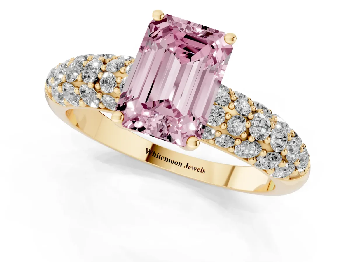 Fancy Pink Emerald Cut Diamond Pavé Band Solitaire Ring with Four-Prong Setting Yellow gold