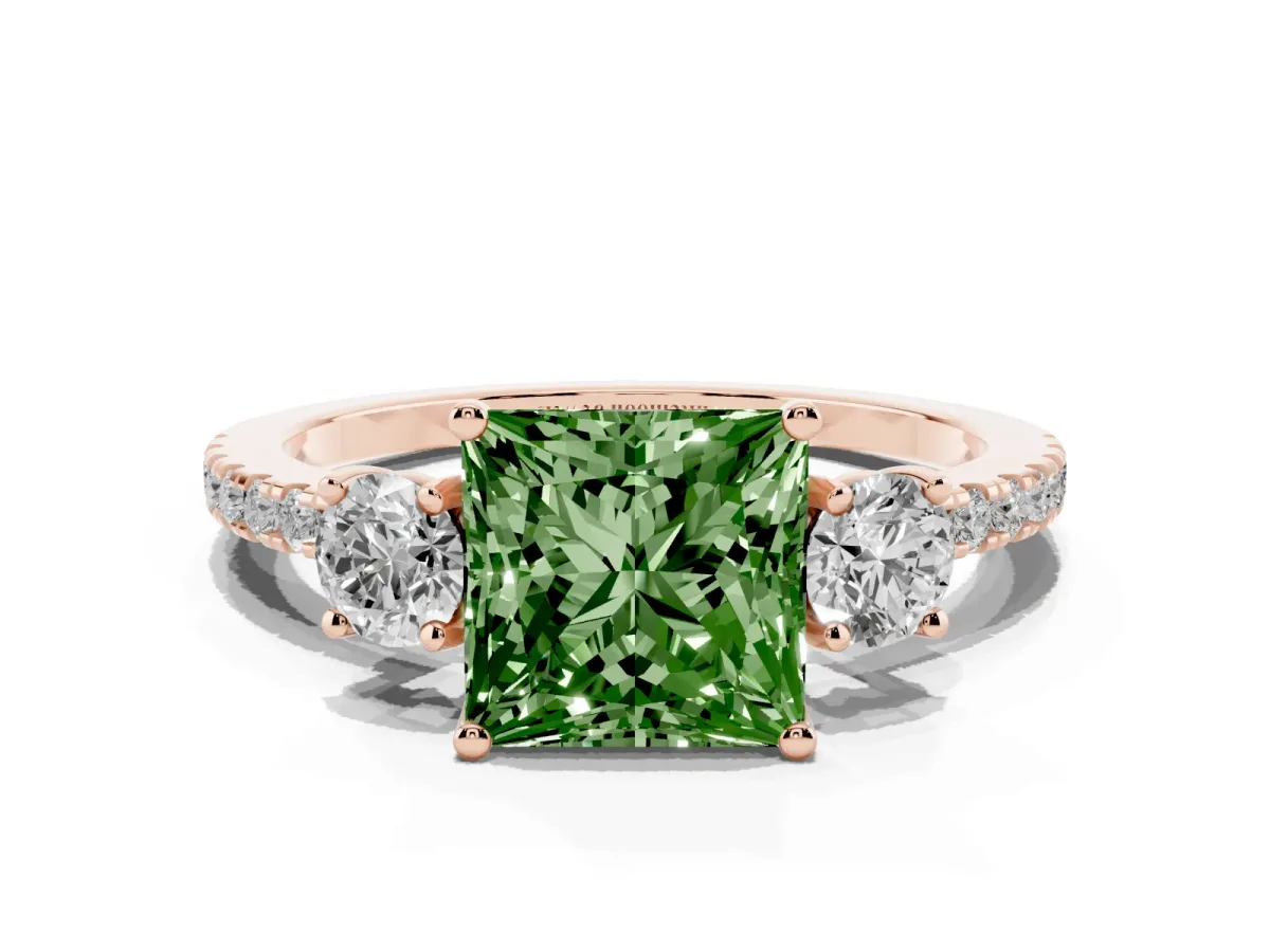 Fancy Green Three-Stone Princess Cut Cut Diamond Pavé Band with Prong Setting Rose gold