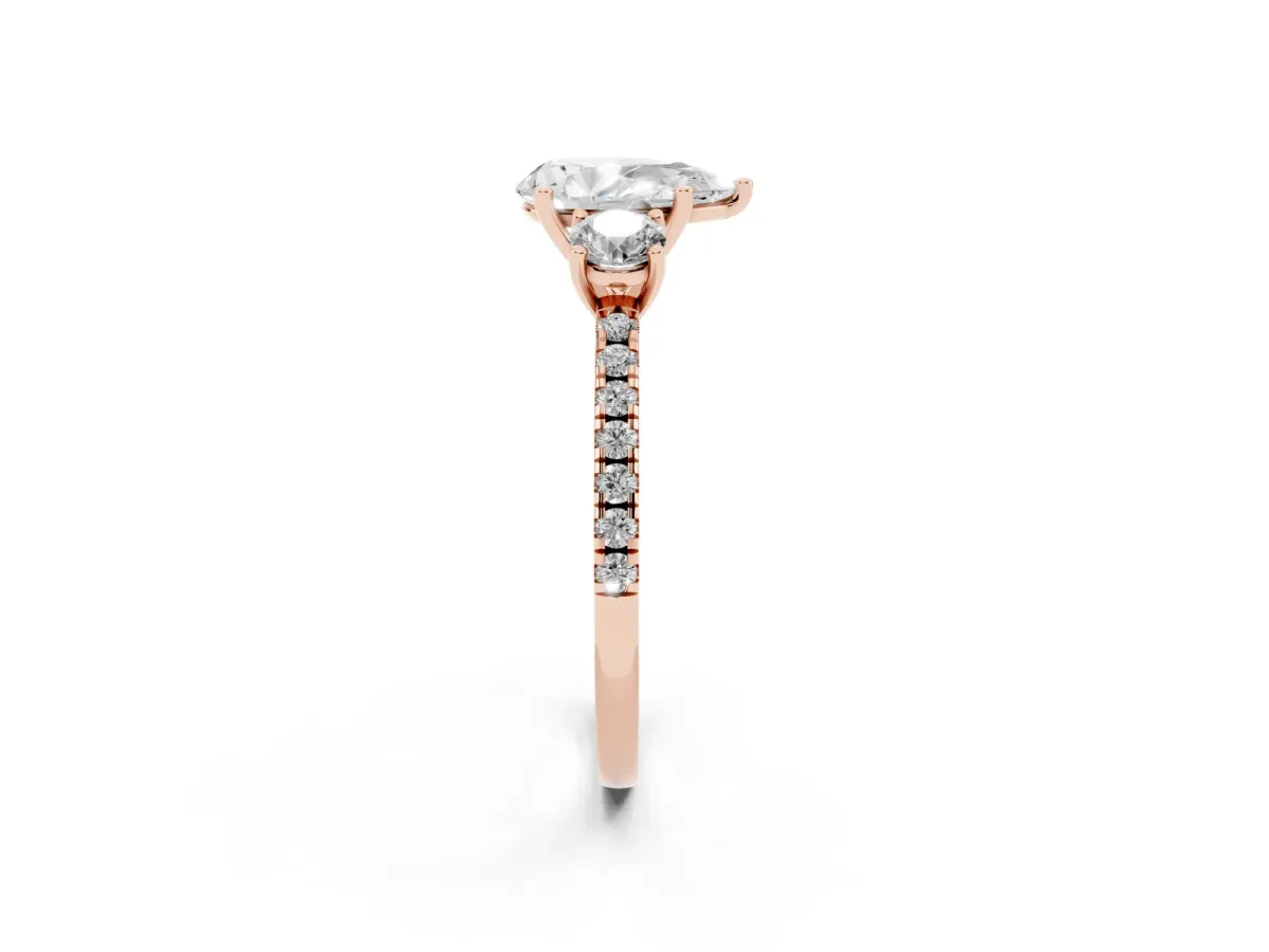 Three-Stone Pear Cut Cut Diamond Pavé Band with Prong Setting Rose gold