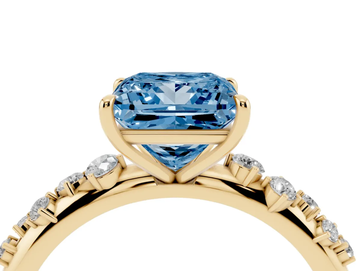 Fancy Blue Princess Cut Diamond Cluster Prong-Set Solitaire Ring Yellow gold