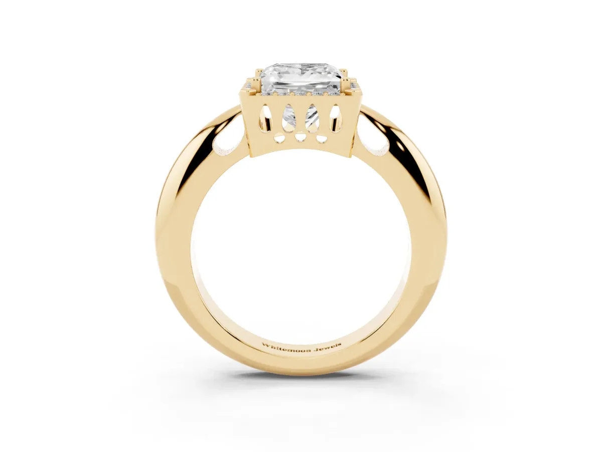 Princess Cut Cut Diamond Halo Engagement Ring with Split Shank and Four-Prong Setting Yellow gold