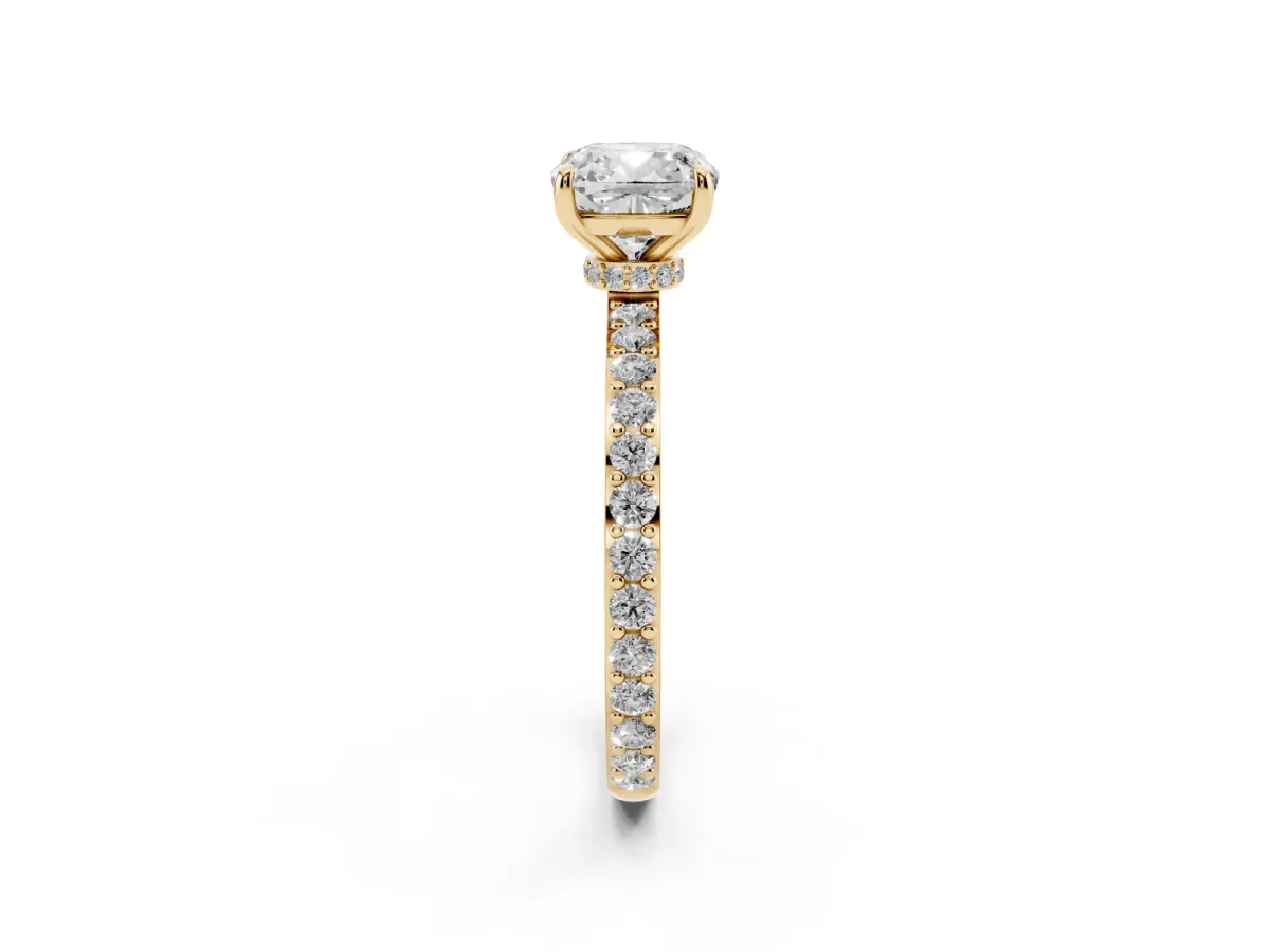 Cushion Cut Diamond Solitaire Engagement Ring with Pavé Band and Four-Prong Setting Yellow gold