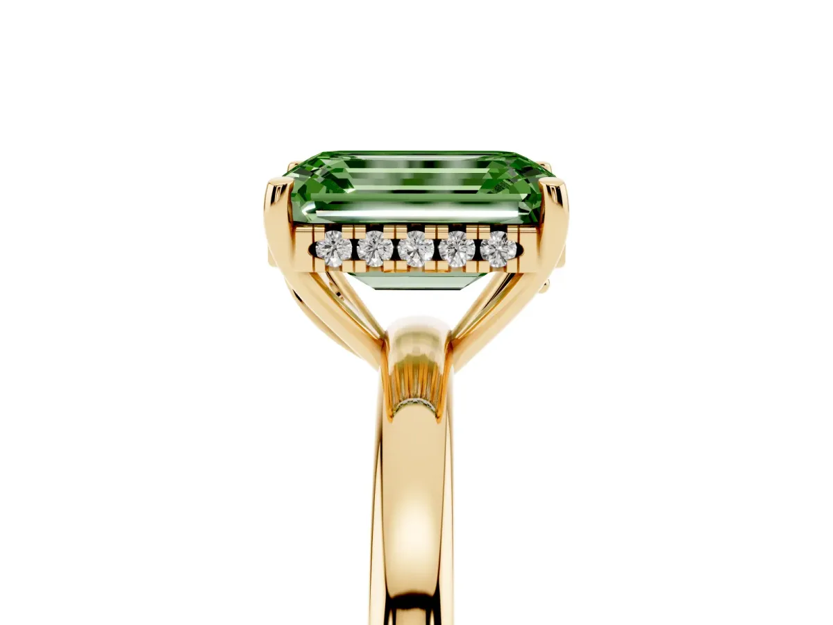 Fancy Green Emerald Cut Solitaire Diamond Ring with Prong Setting and Plain Band Yellow gold