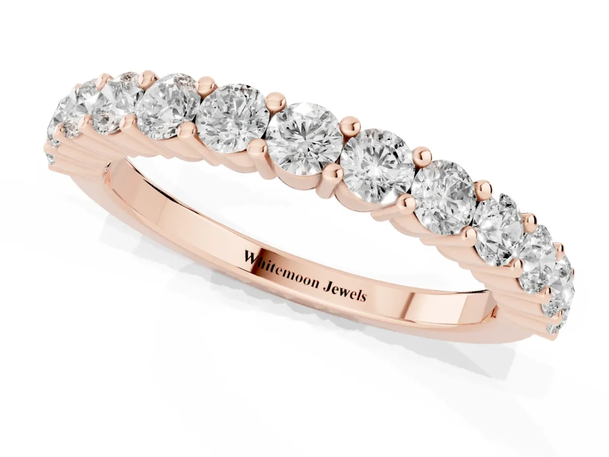 Alternating Round Diamond Promise Ring with Round Diamond Accents Rose gold