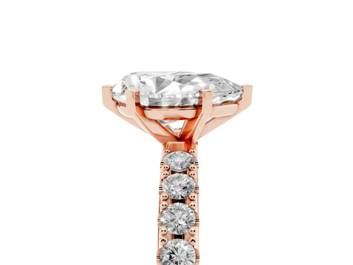 Pear Cut Diamond Solitaire Pavé Band with Four-Prong Setting Rose gold