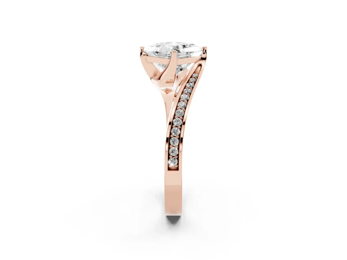 Princess Cut Solitaire Diamond Twist Band with Pavé Setting and Four-Prong Setting Rose gold