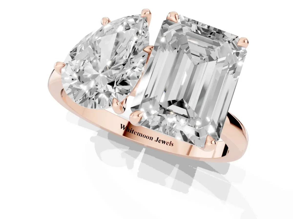 Pear Cut and Emerald Cut Toi Moi Ring with Prong Setting Rose gold