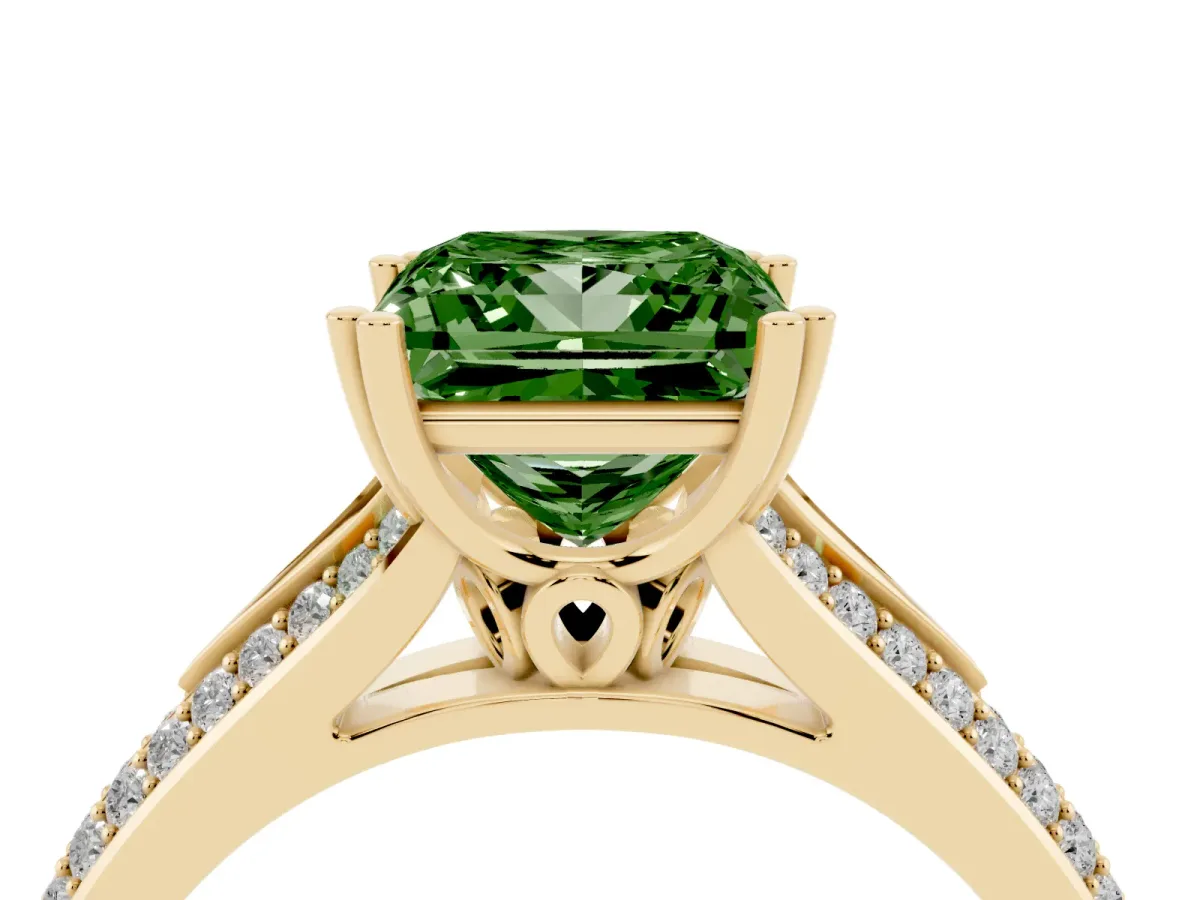 Fancy Green Princess Cut Diamond Split Shank Engagement Ring with Pavé Band Yellow gold