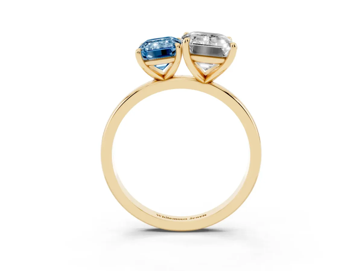 Fancy Blue Emerald Cut and Emerald Cut Toi Moi Ring with Prong Setting Yellow gold
