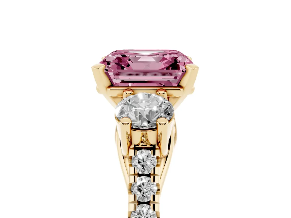 Fancy Pink Three-Stone Asscher Cut Diamond Pavé Band with Four-Prong Setting Yellow gold