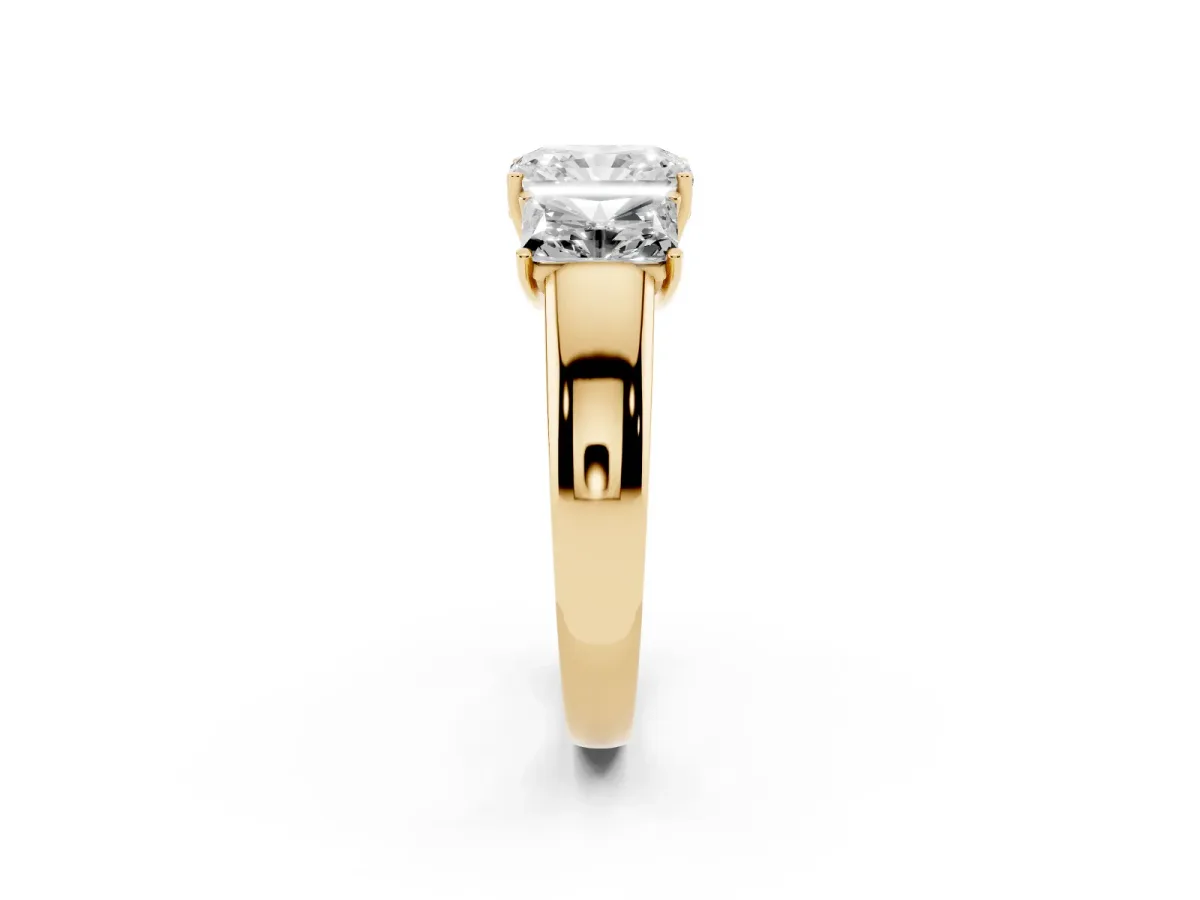 Three-Stone Radiant Cut Cut Diamond Ring with Prong Setting and Classic Band Yellow gold