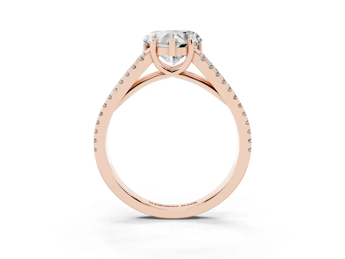 Heart Cut Diamond Solitaire Engagement Ring with Split Shank Pavé Band Rose gold