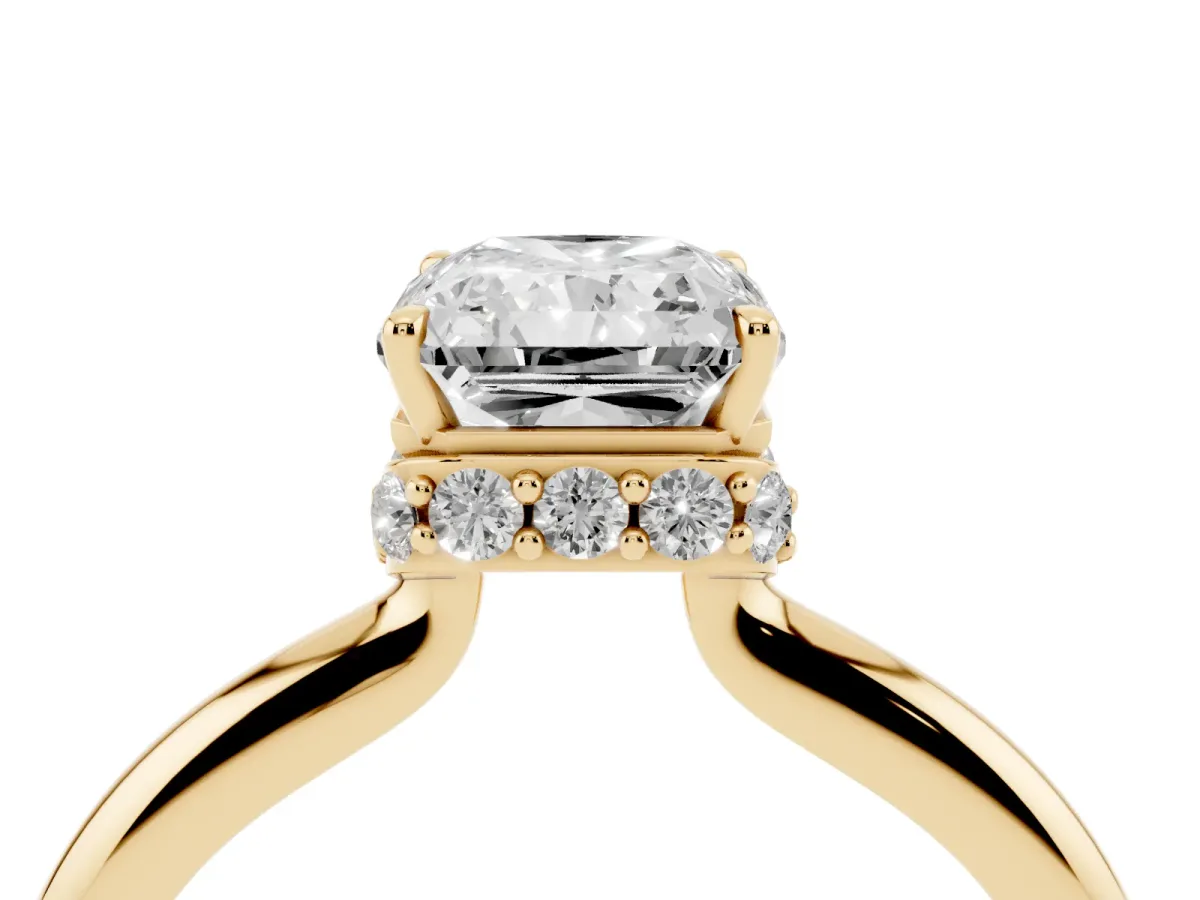 Radiant Cut Brilliant Solitaire Engagement Ring with Six-Prong Setting and Classic Band Yellow gold
