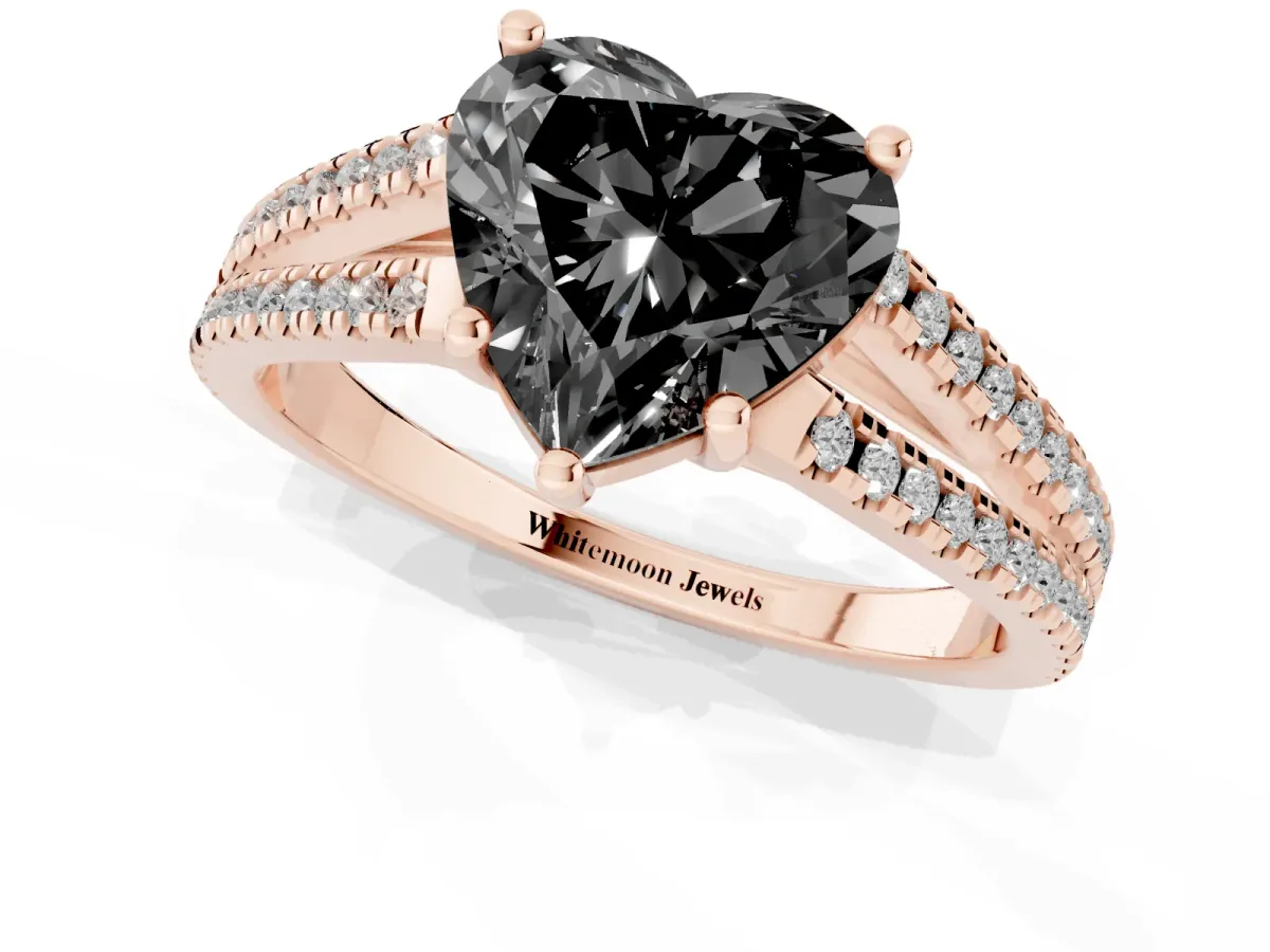 Fancy Black Heart Cut Diamond Solitaire Engagement Ring with Split Shank Pavé Band Rose gold