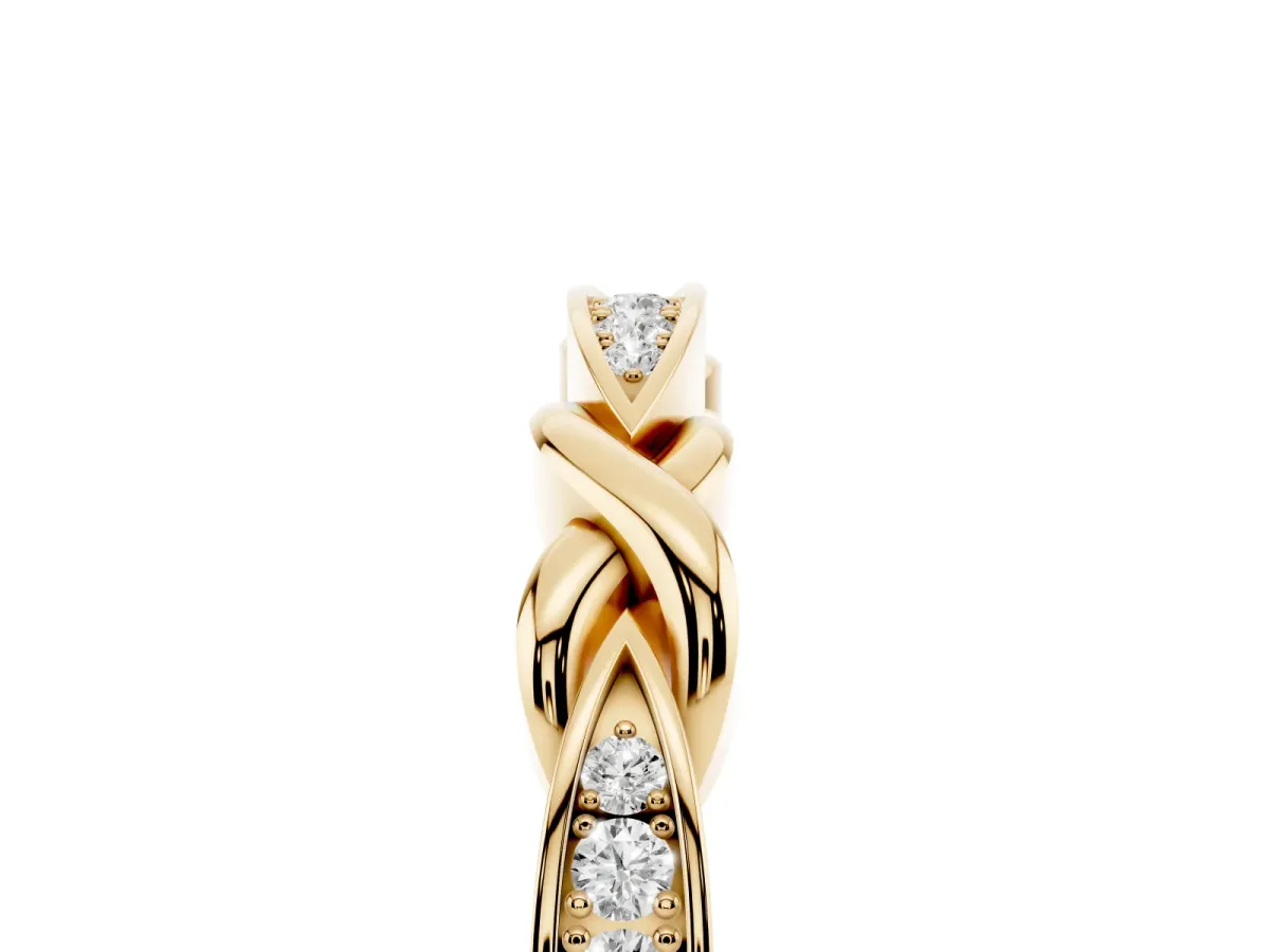 Twisted Marquise Diamond Pavé Band with Shared Prong Setting Yellow gold
