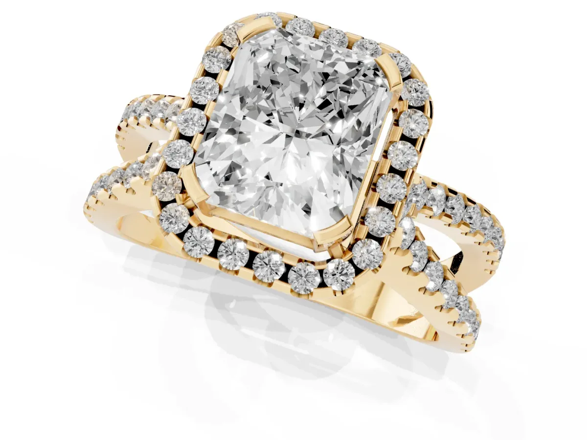Radiant Cut Diamond Halo Ring with Split Shank Pavé Band and Prong Setting Yellow gold