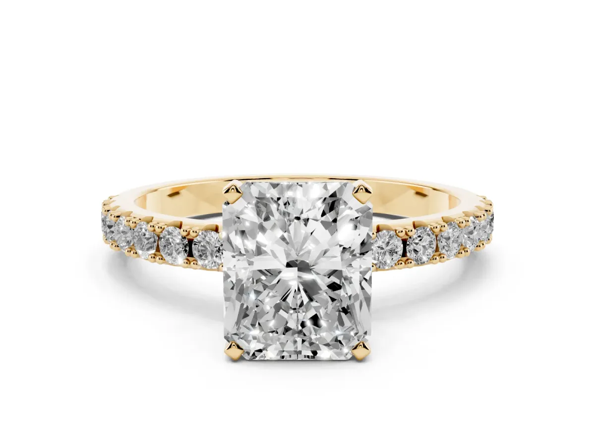 Radiant Cut Diamond Solitaire Pavé Band with Four-Prong Setting Yellow gold
