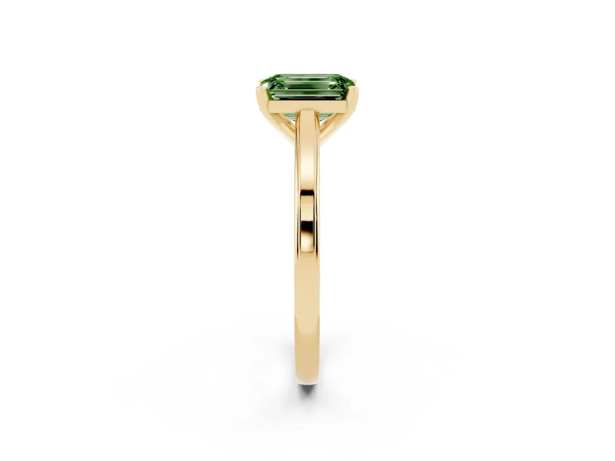 Fancy Green Emerald Cut Solitaire Diamond Ring with Four-Prong Setting and Classic Band Yellow gold