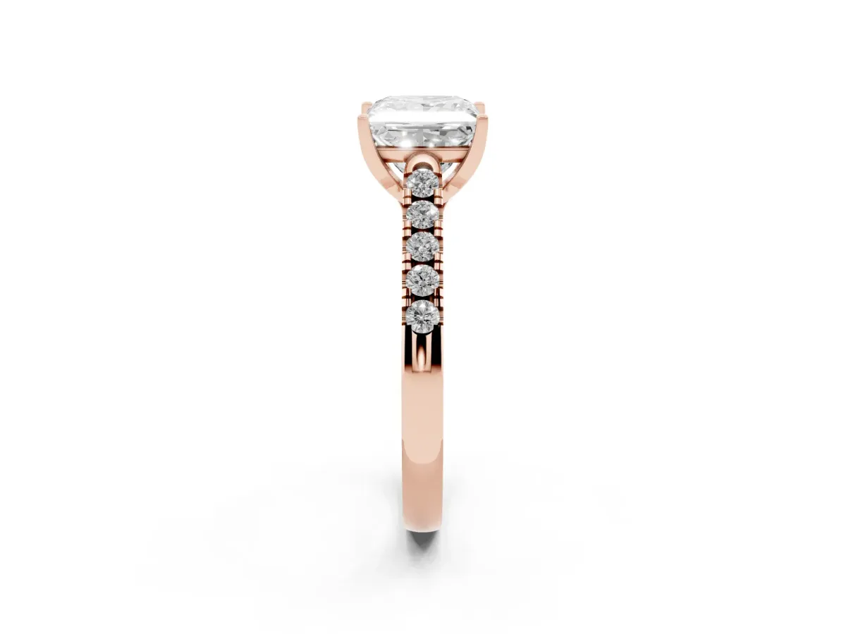 Princess Cut Diamond Pavé Band Solitaire Ring with Prong Setting Rose gold