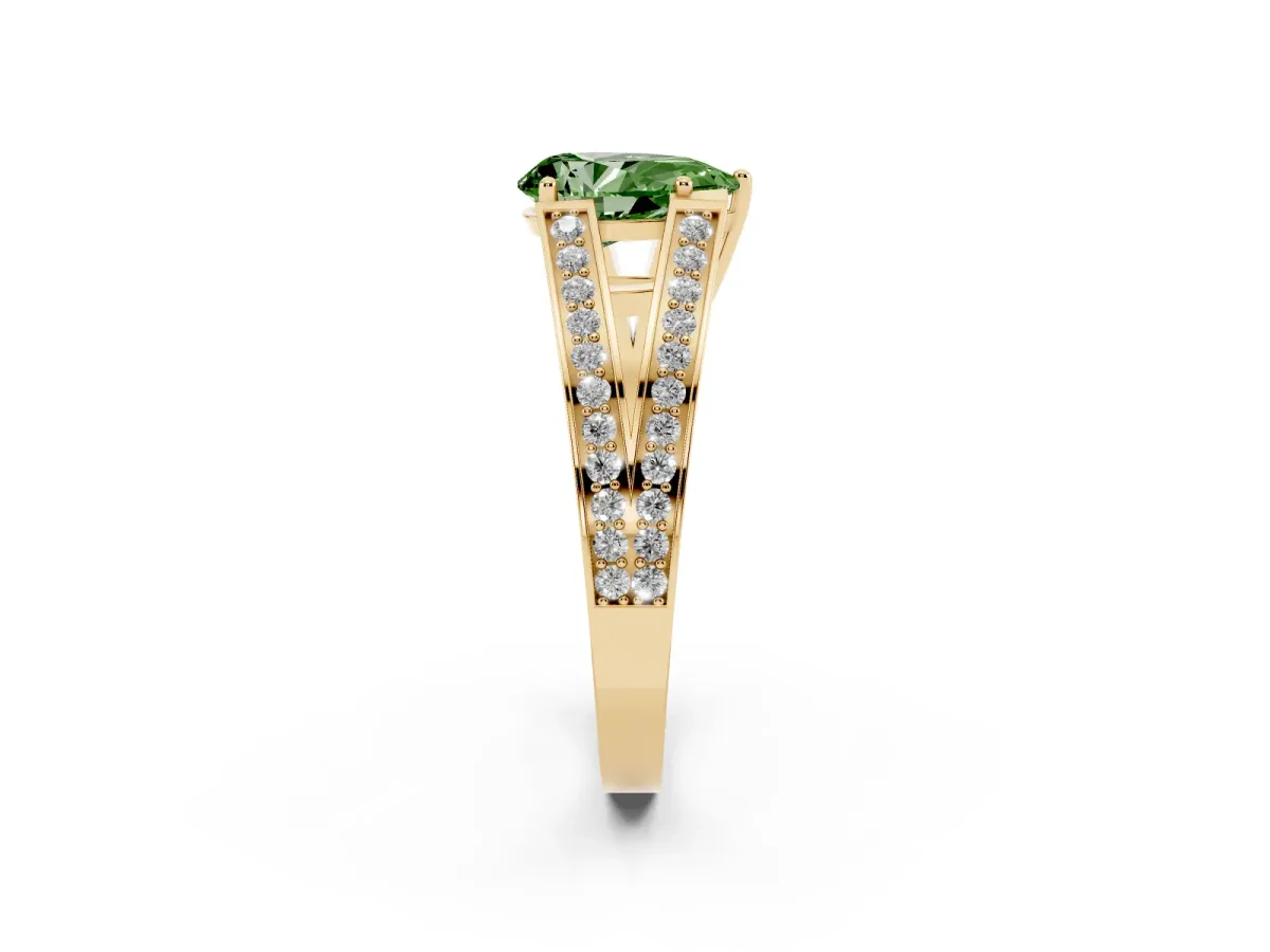 Fancy Green Pear Cut Diamond Split Shank Ring with Pavé Band and Four-Prong Setting Yellow gold