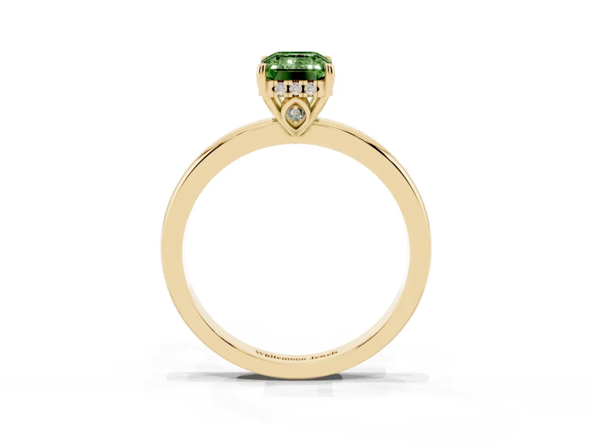 Fancy Green Emerald Cut Solitaire Diamond Ring with Prong Setting and Plain Band Yellow gold