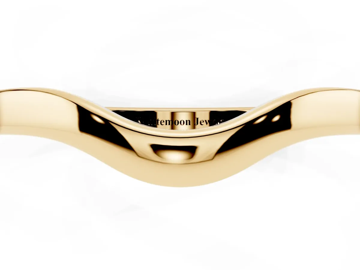 Curved Plain Band Yellow gold