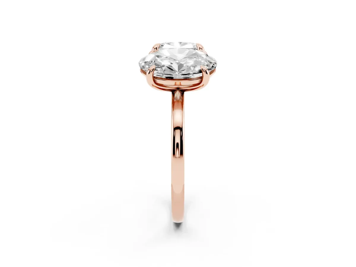 Oval and Cushion Toi Moi Ring with Prong Setting and Plain Band Rose gold