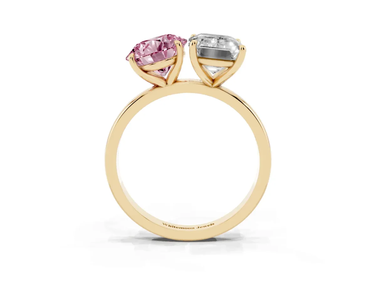 Fancy Pink Round Cut and Emerald Cut Toi Moi Ring with Prong Setting Yellow gold