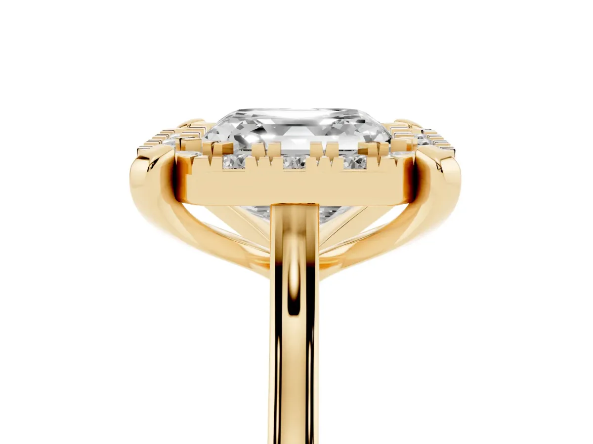 Asscher Cut Diamond Cluster Halo Solitaire with Four-Prong Setting Yellow gold