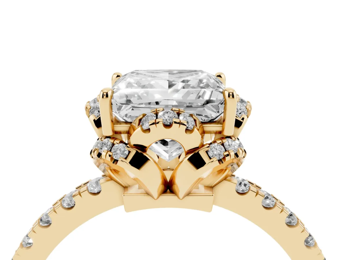 Princess Cut Diamond Halo Pave Band with Four-Prong Setting Yellow gold