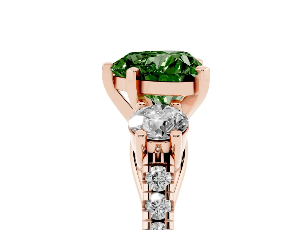 Fancy Green Three-Stone Heart Cut Diamond Pavé Band with Four-Prong Setting Rose gold
